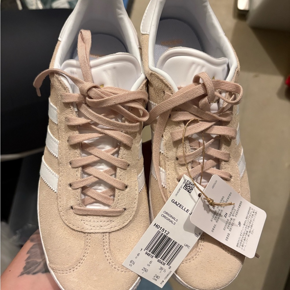 Adidas Gazelle Sneakers